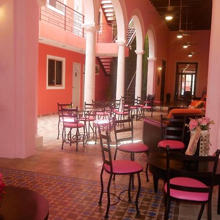 Hotel Real San Juan Suites Merida Bagian luar foto